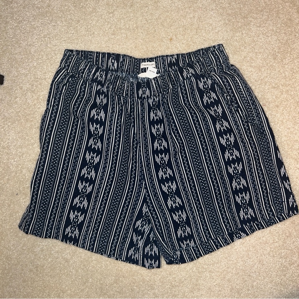 Weatherproof Vintage navy linen shorts Size S